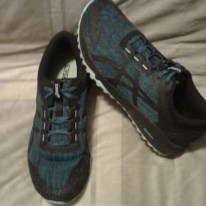 Asics Alpine XT running shoes